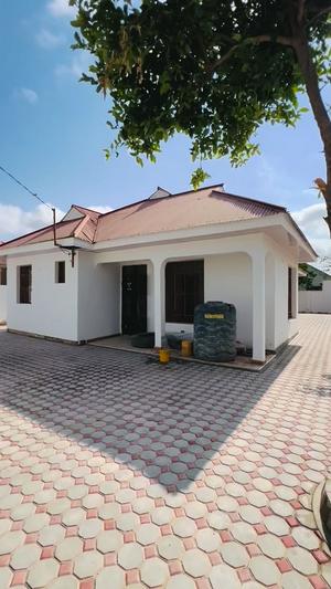 4 Bedrooms House for Rent in Ilazo, Dodoma