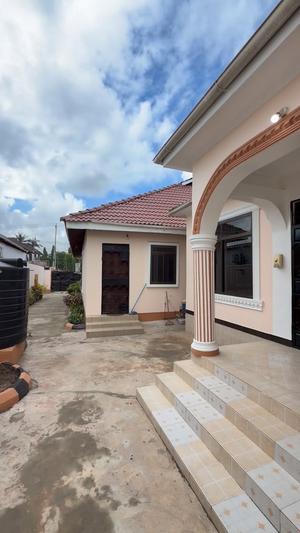 Nyumba/Apartment ya vyumba viwili inapangishwa Mbezi Beach Masana, Dar Es Salaam Nyumba/Apartment ya vyumba viwili inapangishwa Mbezi Beach Masana, Dar Es Salaam