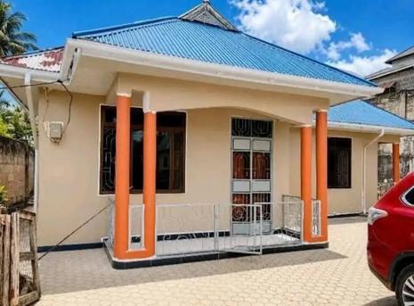 4 Bedrooms House for Rent in Mbezi Kwa Msuguri, Dar Es Salaam