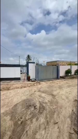 Nyumba ya vyumba viwili inauzwa Goba Njia Nne, Dar Es Salaam (600 sqm)