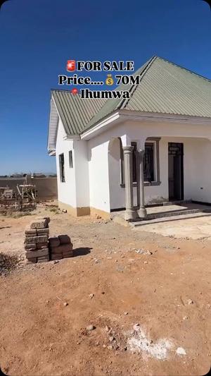 3 Bedrooms House for sale in Makulu, Dodoma 3 Bedrooms House for sale in Makulu, Dodoma
