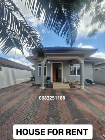 Nyumba ya vyumba vitatu inapangishwa Mikocheni, Dar Es Salaam