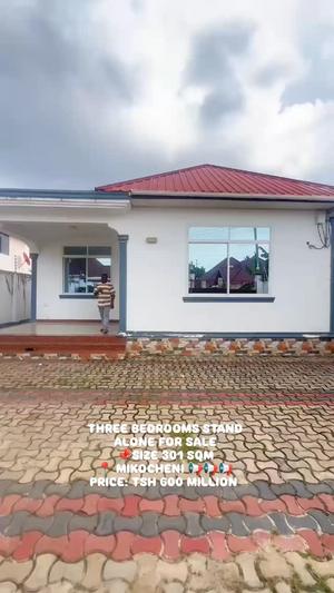 3 Bedrooms House for Sale in Mikocheni, Dar Es Salaam (301 sqm)