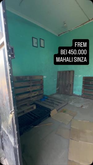Frame ya Biashara inapangishwa Sinza, Dar Es Salaam Frame ya Biashara inapangishwa Sinza, Dar Es Salaam
