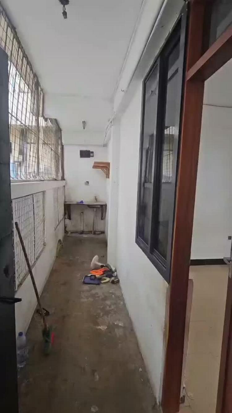 media -1 media -1
