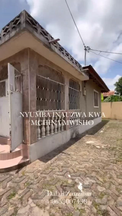 Nyumba ya vyumba vinne inauzwa Kisima, Kilimanjaro Nyumba ya vyumba vinne inauzwa Kisima, Kilimanjaro