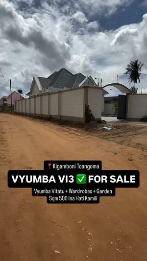 Nyumba ya vyumba vitatu inauzwa Dar Es Salaam (600 sqm) Nyumba ya vyumba vitatu inauzwa Dar Es Salaam (600 sqm)
