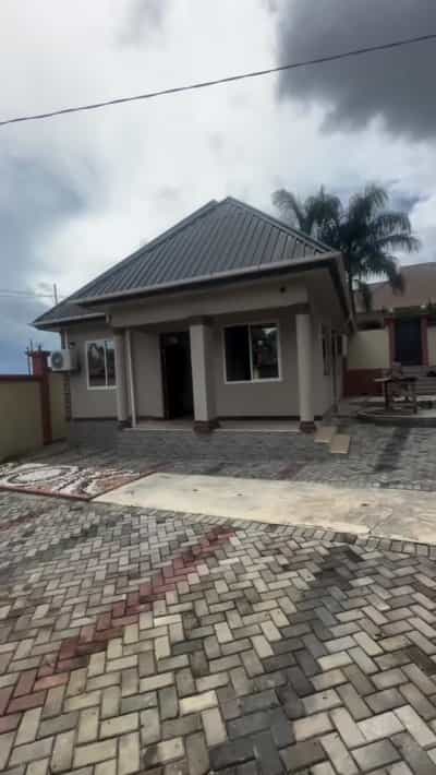 Nyumba ya vyumba viwili inapangishwa Goba Center, Dar Es Salaam