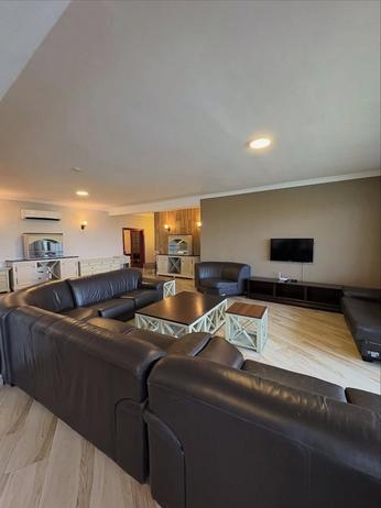 Apartment ya vyumba vitatu inapangishwa Msasani Beach, Dar Es Salaam