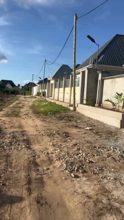 Kiwanja kinauzwa Kigamboni Kisota, Dar Es Salaam (1200 sqm)