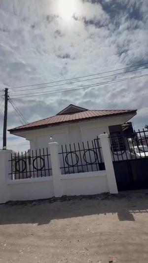 Apartment ya vyumba vitatu inauzwa Tabata Kimanga, Dar Es Salaam (700 sqm) Apartment ya vyumba vitatu inauzwa Tabata Kimanga, Dar Es Salaam (700 sqm)