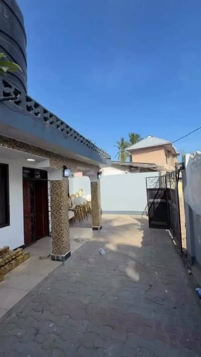 3 Bedrooms House for Rent in Kawe, Dar Es Salaam