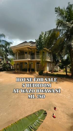 5 Bedrooms House for Sale in Tegeta Wazobawani, Dar Es Salaam (1600 sqm)