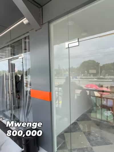 Duka linapangishwa Mwenge, Dar Es Salaam