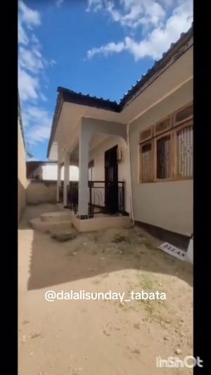 Nyumba ya vyumba vitatu inapangishwa Tabata, Dar Es Salaam Nyumba ya vyumba vitatu inapangishwa Tabata, Dar Es Salaam