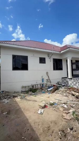 Nyumba ya vyumba vitatu inapangishwa Kinondoni B, Dar Es Salaam