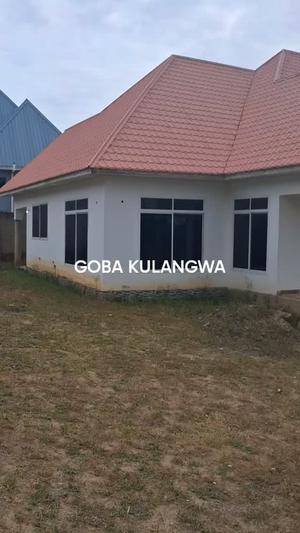 Nyumba ya vyumba vinne inauzwa Goba Kulangwa, Dar Es Salaam (1100 sqm)