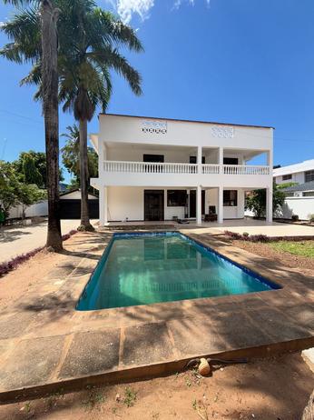 Nyumba ya vyumba vitano inapangishwa Masaki, Dar Es Salaam