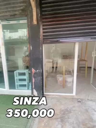 Duka linapangishwa Sinza, Dar Es Salaam