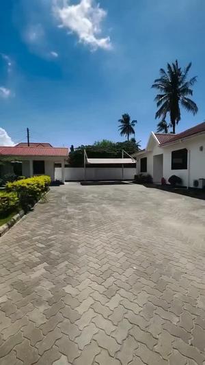 Nyumba ya vyumba vitatu inapangishwa Mbezi Beach, Dar Es Salaam