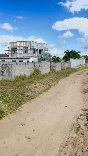 Kiwanja kinauzwa Kigamboni Kibada, Dar Es Salaam sqm 1000 Kiwanja kinauzwa Kigamboni Kibada, Dar Es Salaam sqm 1000