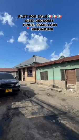 Kiwanja kinauzwa Kinondoni, Dar Es Salaam sqm 250