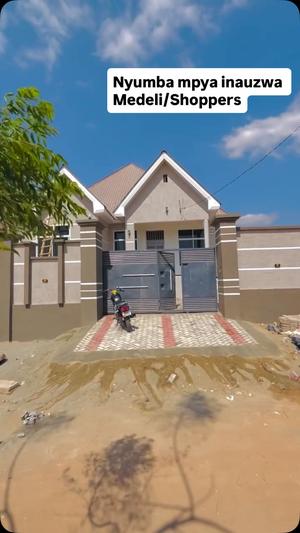 3 Bedrooms House for Sale in Medeli Shoppers, Dodoma 3 Bedrooms House for Sale in Medeli Shoppers, Dodoma