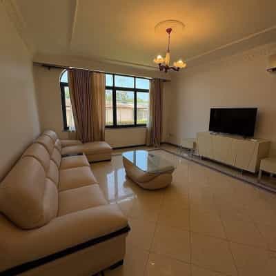 Apartment (Furnished) ya vyumba vitatu inapangishwa Masaki, Dar Es Salaam