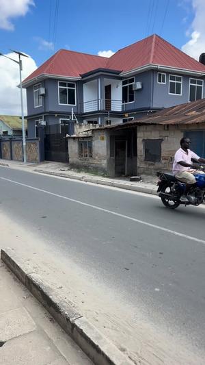 Plot for sale in Makumbusho, Dar Es Salaam sqm 372