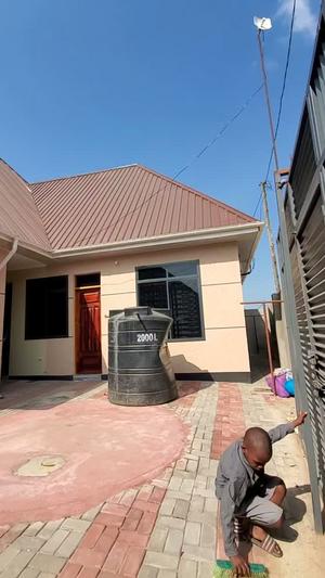 Nyumba/Apartment ya chumba kimoja inapangishwa Kinyerezi Mwisho, Dar Es Salaam Nyumba/Apartment ya chumba kimoja inapangishwa Kinyerezi Mwisho, Dar Es Salaam