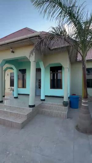 Nyumba ya vyumba vitatu inapangishwa Michese Kibaoni, Morogoro Nyumba ya vyumba vitatu inapangishwa Michese Kibaoni, Morogoro