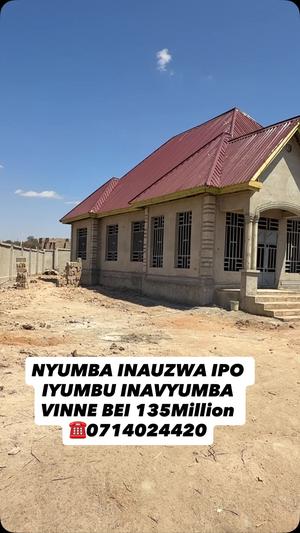 Nyumba ya vyumba vinne inauzwa Iyumbu, Dodoma Nyumba ya vyumba vinne inauzwa Iyumbu, Dodoma