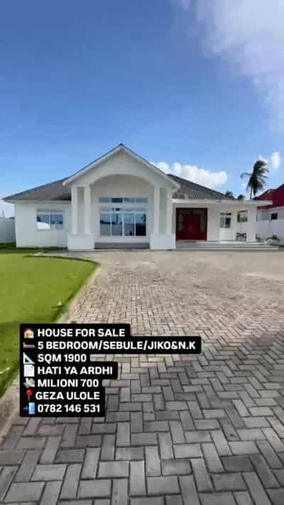 Nyumba ya vyumba vitano inauzwa Kigamboni – Geza Ulole, Dar Es Salaam (1900 sqm)