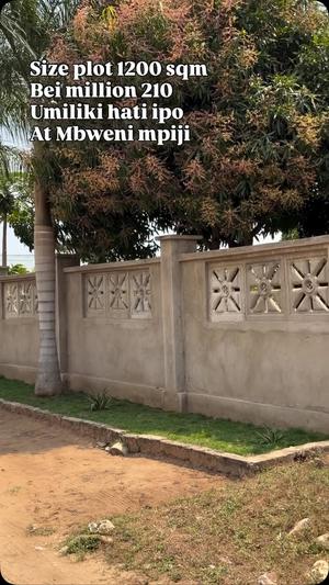 Kiwanja kinauzwa Mbweni Mjini, Dar Es Salaam (1200 sqm)