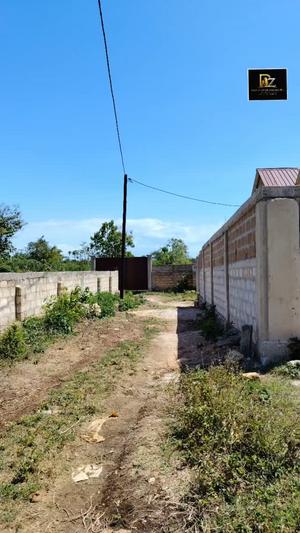 Kiwanja kinauzwa Chukwani Buyu, Zanzibar (640 sqm) Kiwanja kinauzwa Chukwani Buyu, Zanzibar (640 sqm)