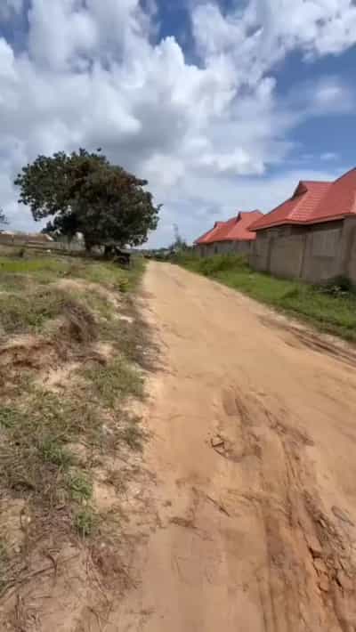 Kiwanja kinauzwa Madale Road, Dar Es Salaam Kiwanja kinauzwa Madale Road, Dar Es Salaam