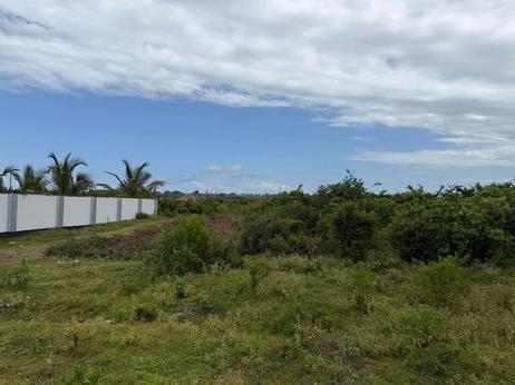 Beach Plot kinauzwa Makunduchi Kigaeni, Zanzibar - Unguja South (2800 sqm)