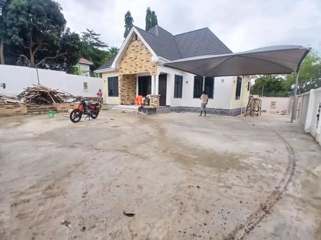 Nyumba ya vyumba vitatu inapangishwa Kimara Tembon, Dar Es Salaam Nyumba ya vyumba vitatu inapangishwa Kimara Tembon, Dar Es Salaam