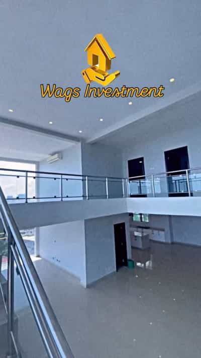 Apartment ya vyumba vitatu inauzwa Upanga, Dar Es Salaam (430 sqm)