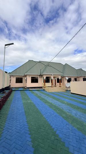 6 Bedrooms House for Rent in Kigamboni Mikwambe, Dar Es Salaam