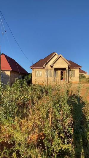 Nyumba ya vyumba vinne inauzwa Kikuyu South Extension, Dodoma (492 sqm) Nyumba ya vyumba vinne inauzwa Kikuyu South Extension, Dodoma (492 sqm)