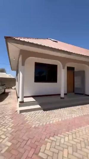 Nyumba ya vyumba viwili inapangishwa Ilazo, Dodoma Nyumba ya vyumba viwili inapangishwa Ilazo, Dodoma