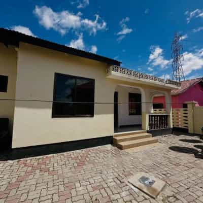 Nyumba ya vyumba vitatu inapangishwa Tabata Segerea, Dar Es Salaam