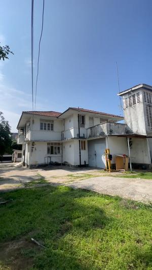 Nyumba ya vyumba vitano inauzwa Upanga, Dar Es Salaam (1350 sqm) Nyumba ya vyumba vitano inauzwa Upanga, Dar Es Salaam (1350 sqm)