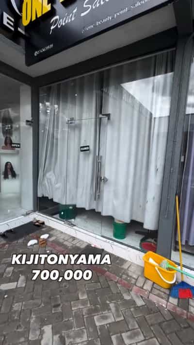 Duka linapangishwa Kijitonyama, Dar Es Salaam