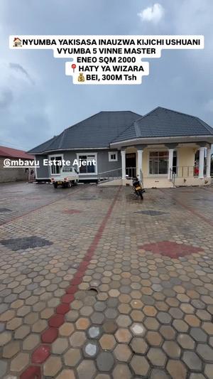 Nyumba ya vyumba vitano inauzwa Kijichi, Dar Es Salaam (2000 sqm)