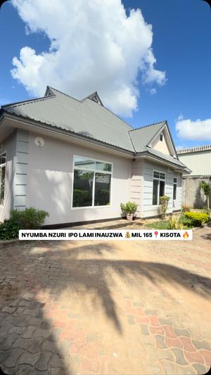Nyumba ya vyumba vinne inauzwa Kigamboni Kisota Zaranga, Dar Es Salaam (450 sqm)