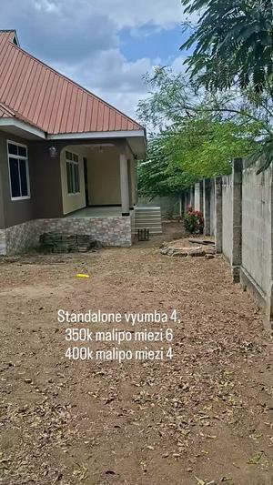 Nyumba ya vyumba vinne inapangishwa Mbezi Msakuzi, Dar Es Salaam Nyumba ya vyumba vinne inapangishwa Mbezi Msakuzi, Dar Es Salaam