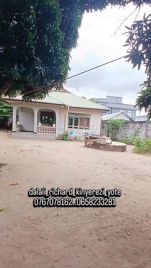 Nyumba ya vyumba vitatu inauzwa Tabata Kinyerezi Zabikha, Dar Es Salaam (750 sqm) Nyumba ya vyumba vitatu inauzwa Tabata Kinyerezi Zabikha, Dar Es Salaam (750 sqm)
