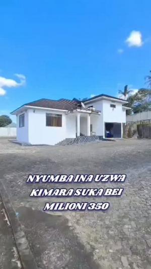 Nyumba ya vyumba vitano inauzwa Kimara Suka, Dar Es Salaam (1775 sqm)
